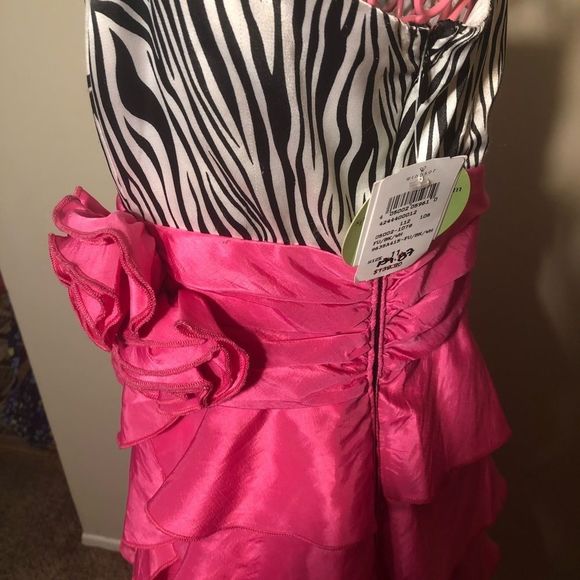 Windsor prom dress - Picture 7 of 14